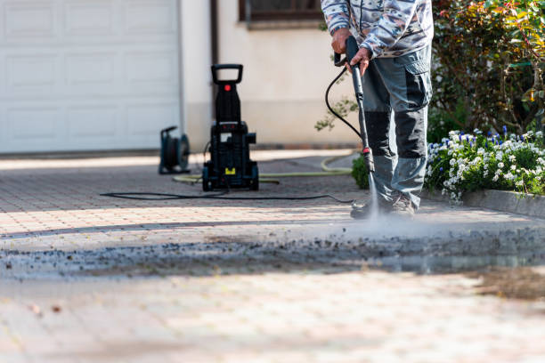 Best Garage Pressure Washing  in Morton, WA